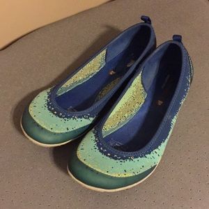 Merrell barefoot slip on flats size 9